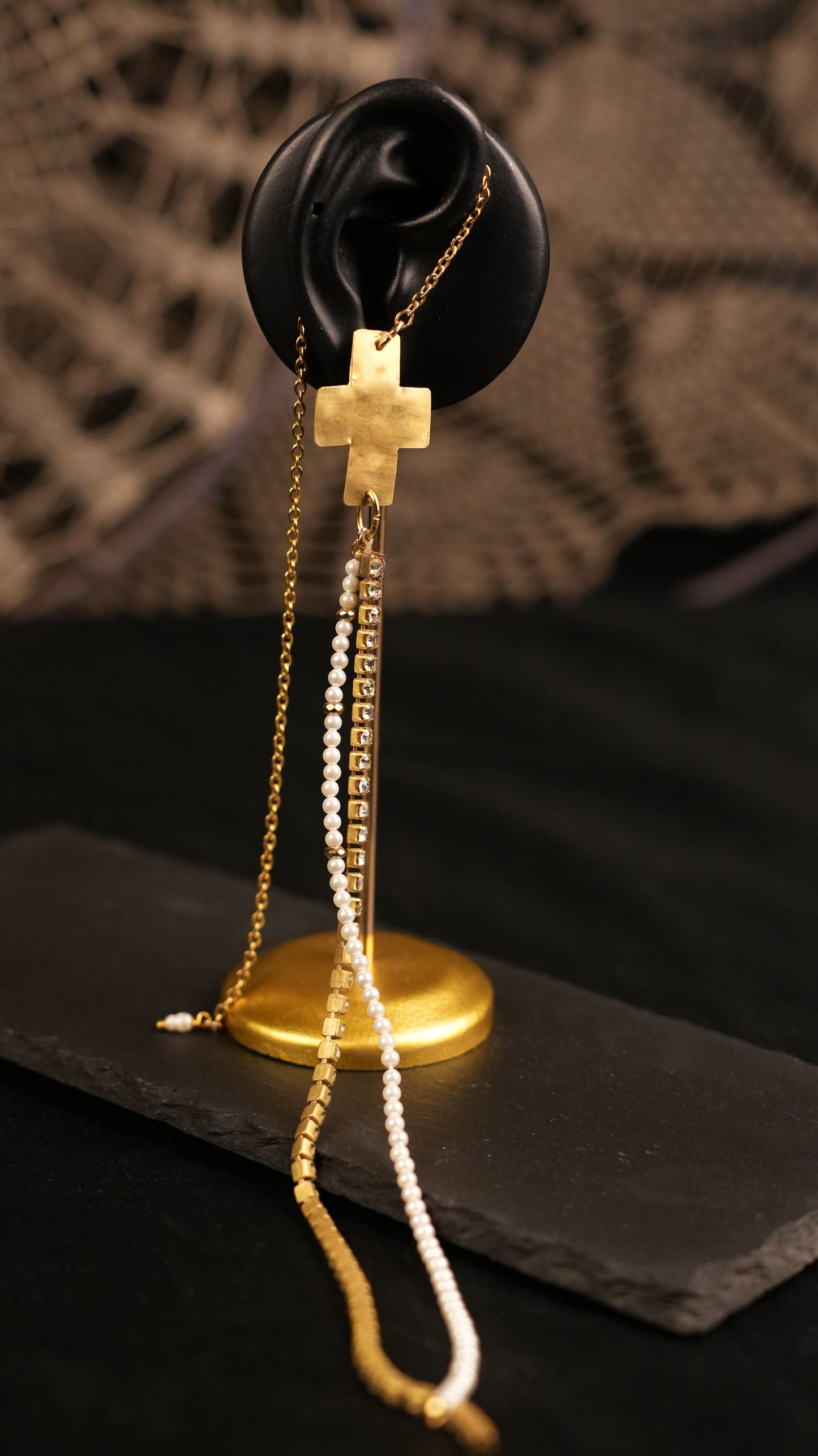 Mono orecchino Kaan chain “Croce”