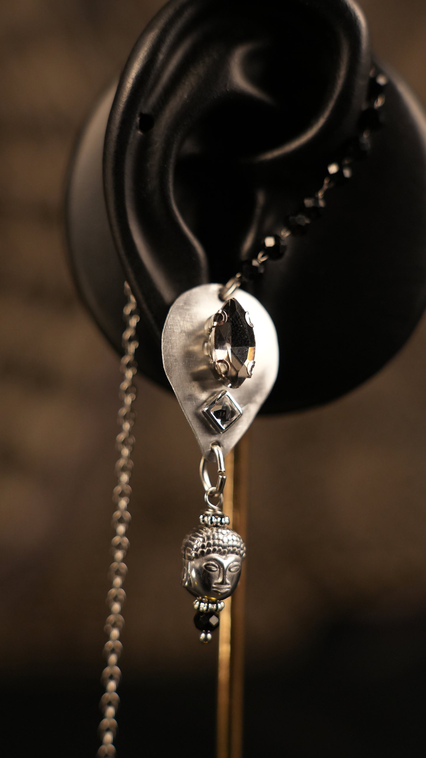 Mono orecchino “Kaan chain”