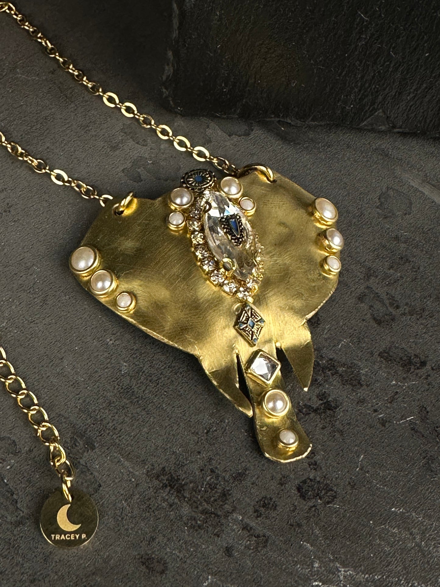 Collana Indira
