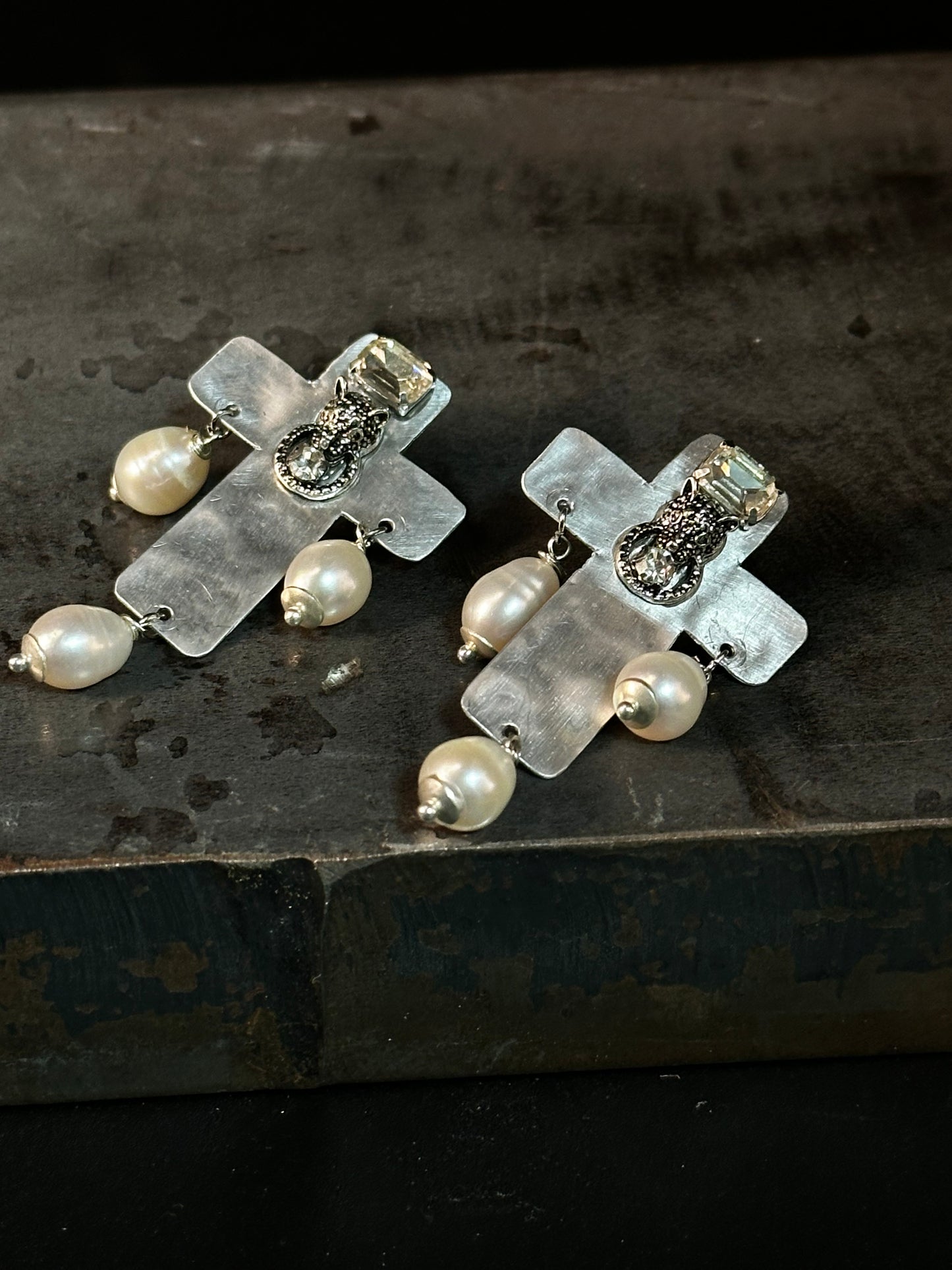 Orecchini Cross Pearl's