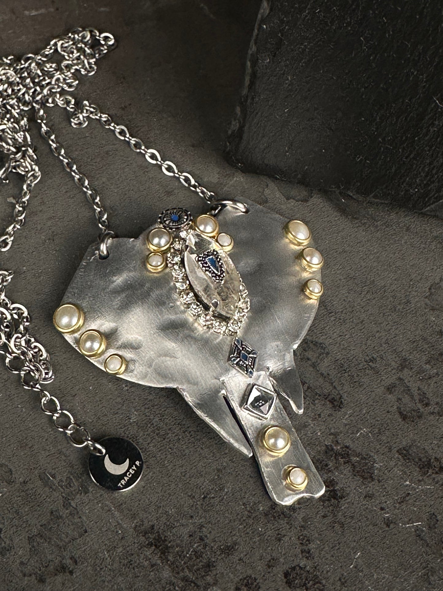 Collana Indira