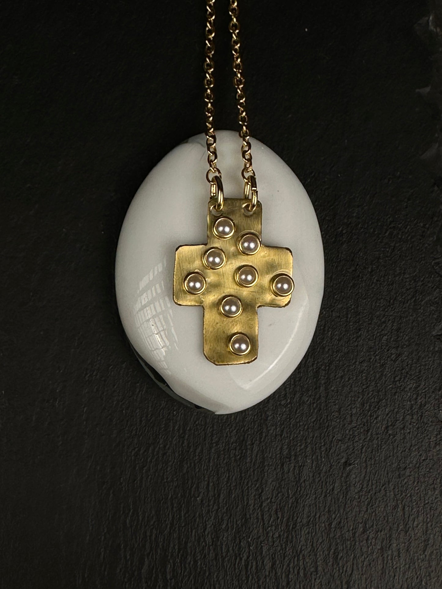 Collana Luxera