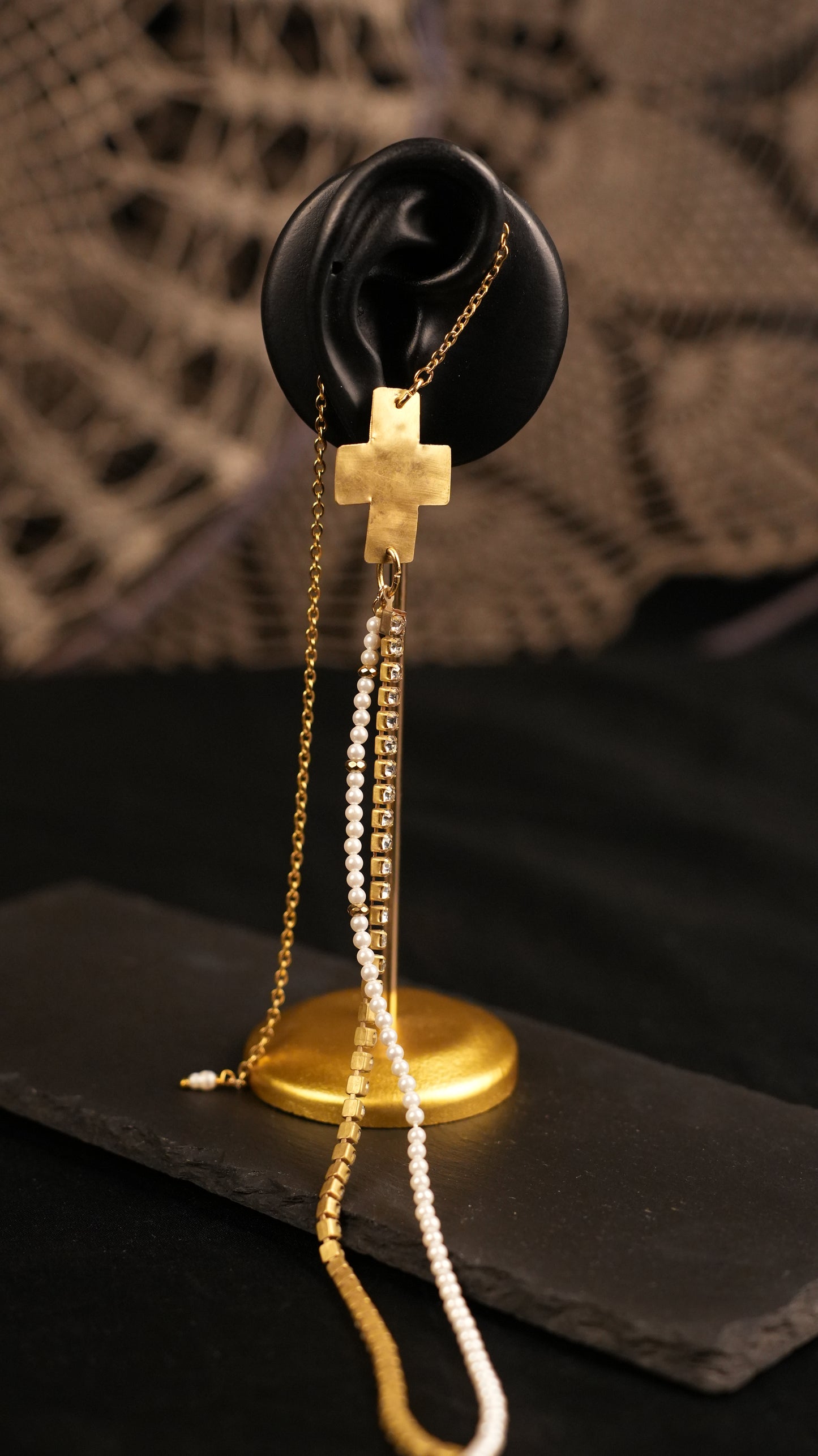 Mono orecchino Kaan chain “Croce”