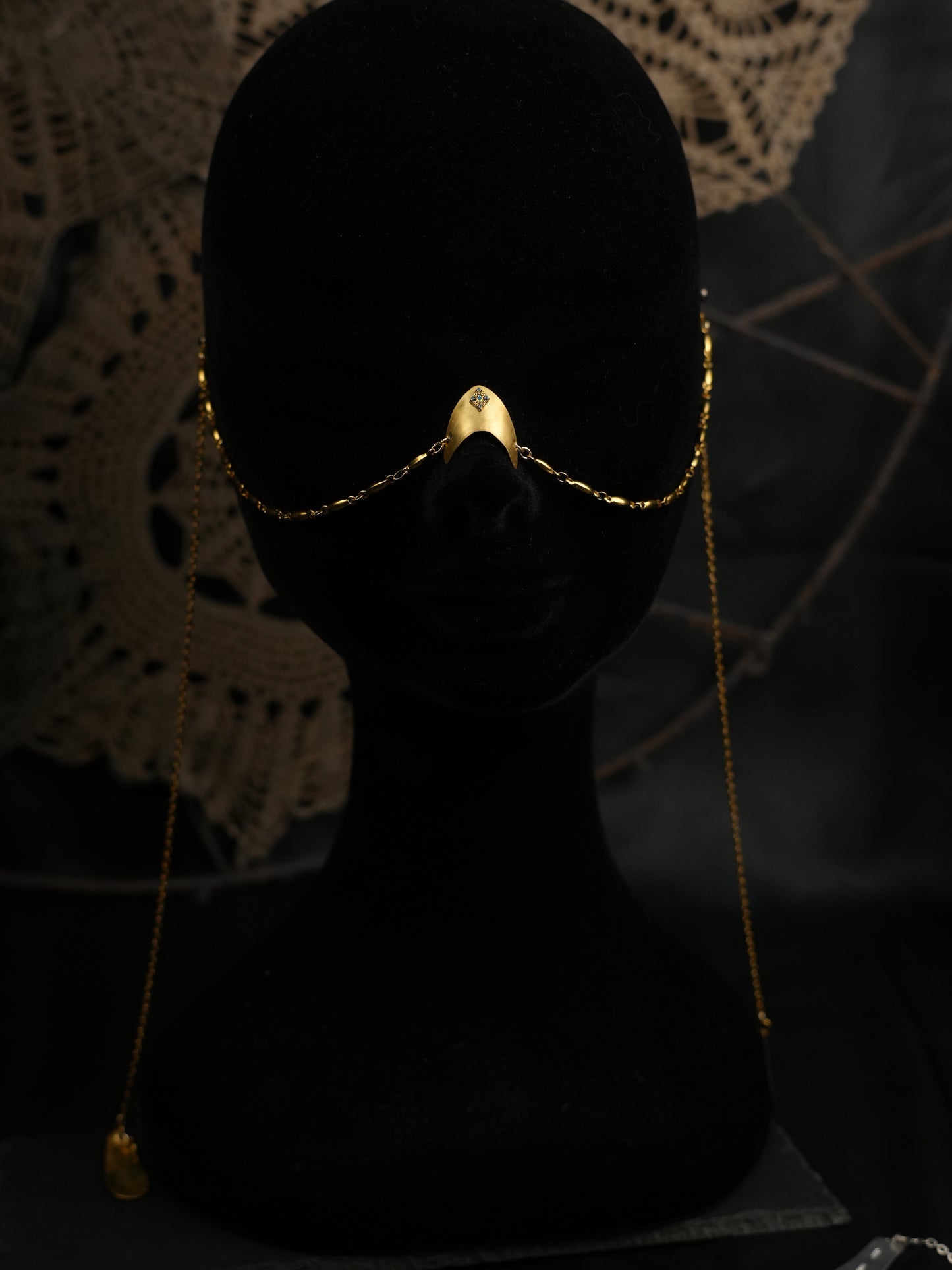 Face chain Ori