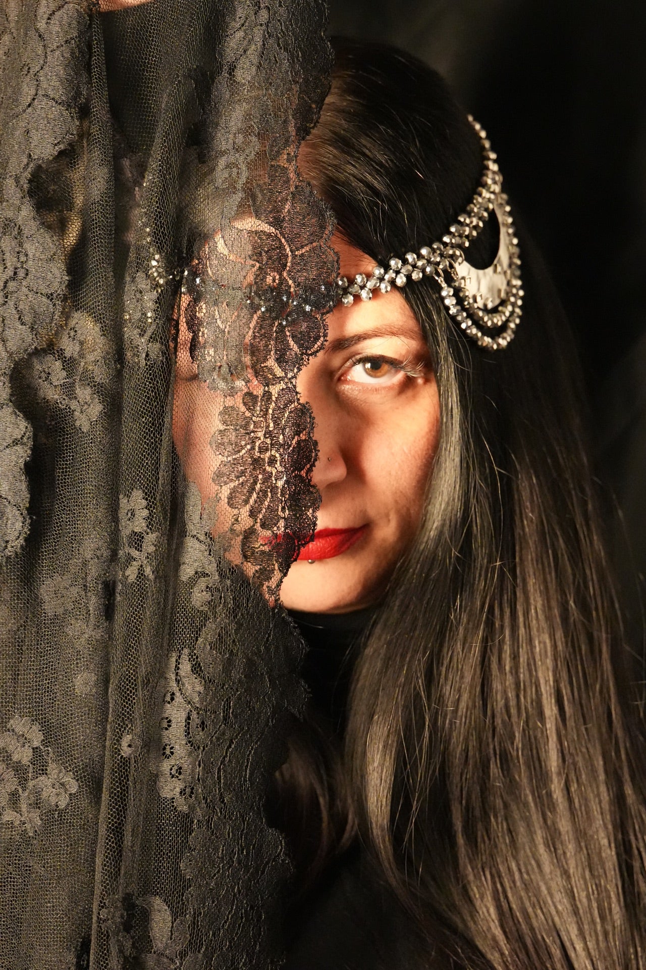 Head Chain Lunar Veil