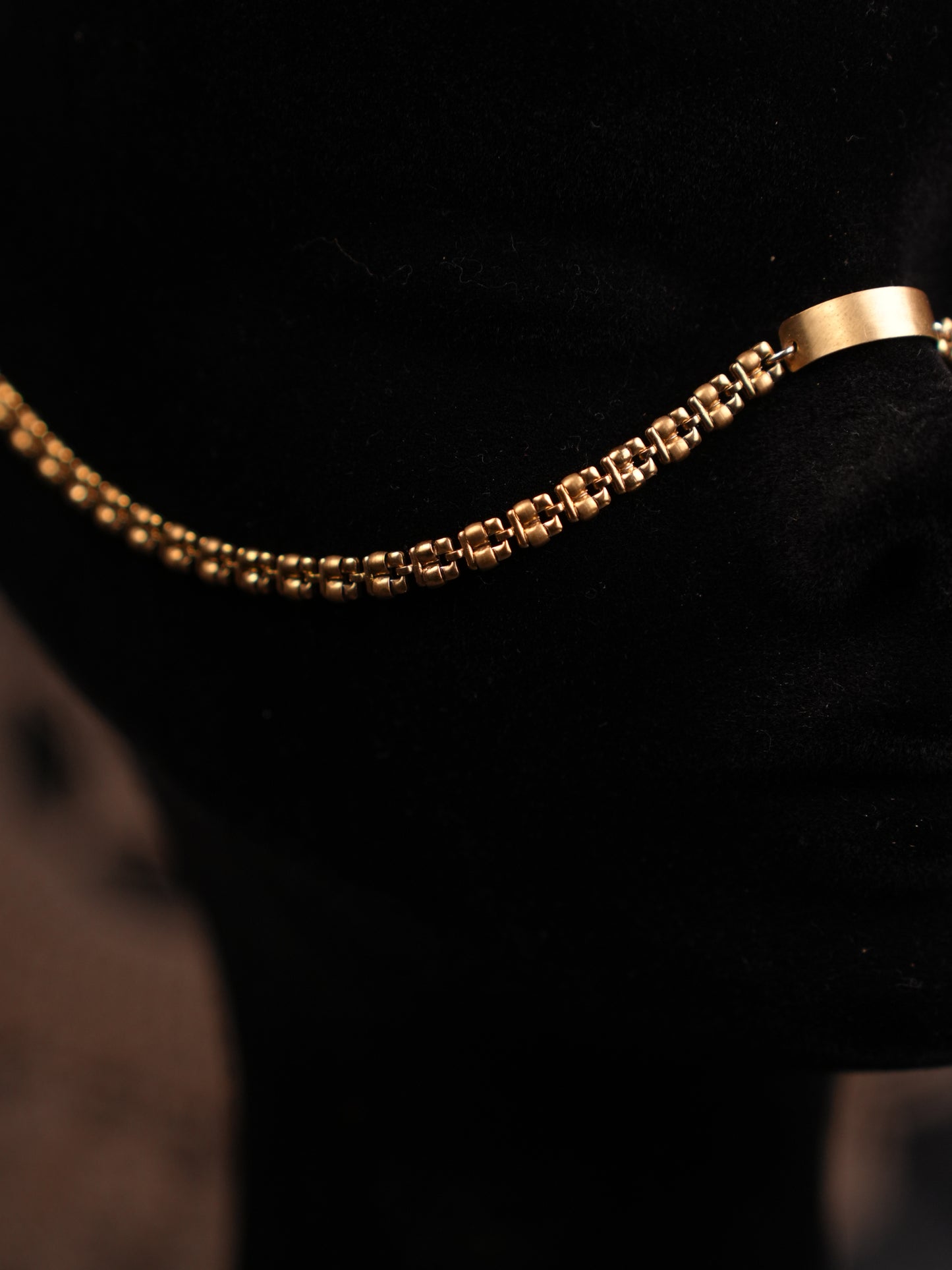 Face chain Loom