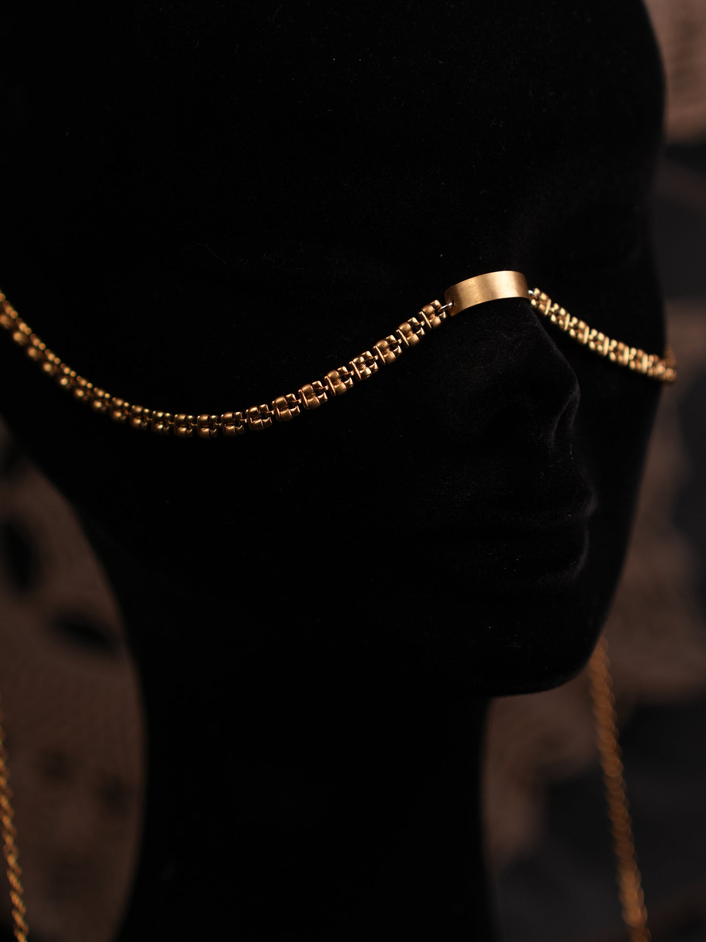 Face chain Loom