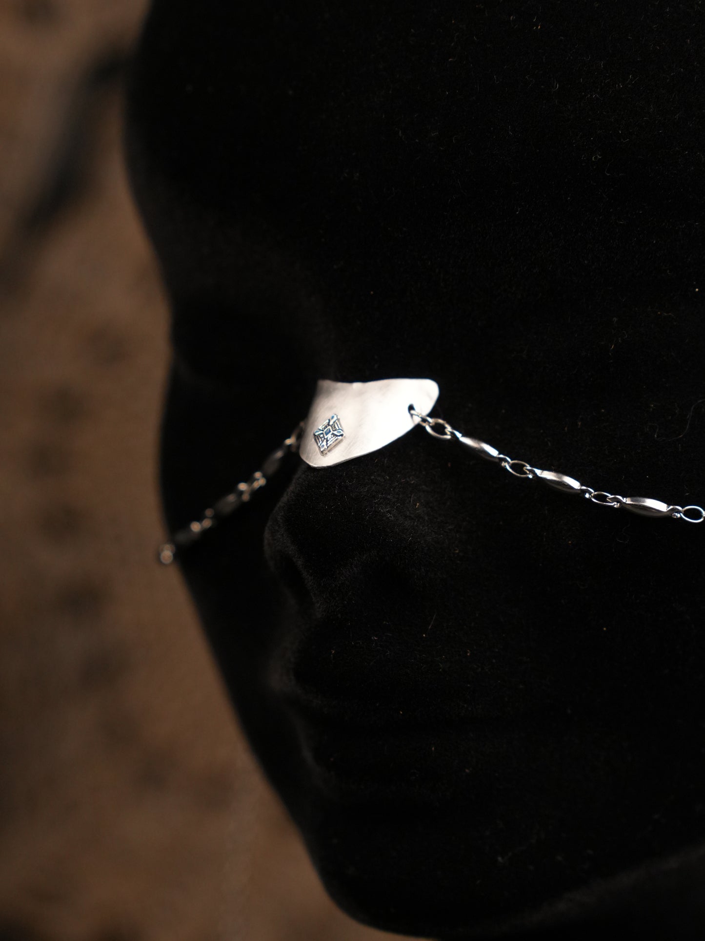 Face chain Ori